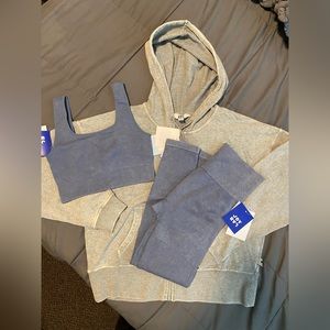 JOY LAB 💙 sweatshirt, leggings, and seamless bra..